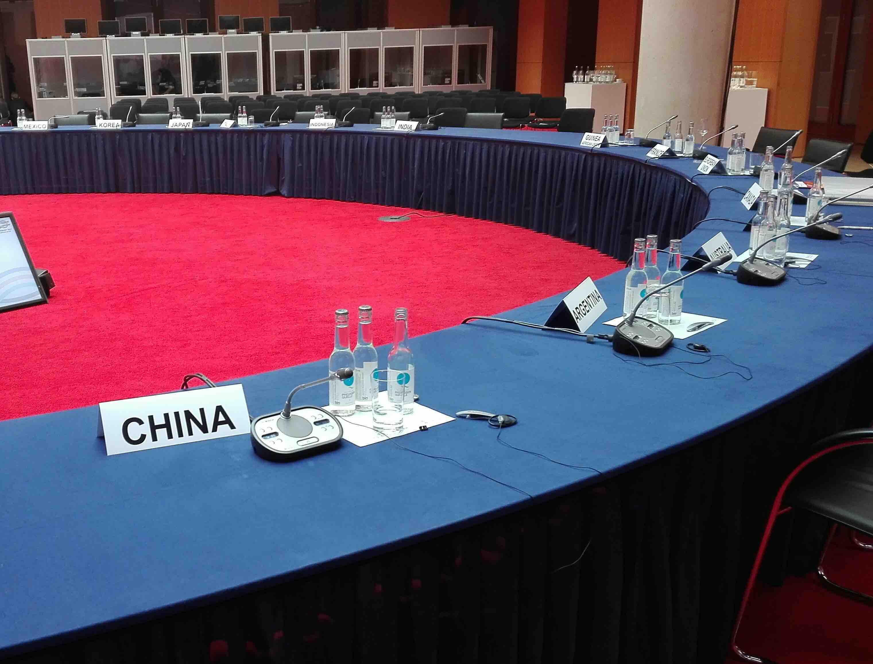 中文会议口译在国际会议当中扮演重要的角色